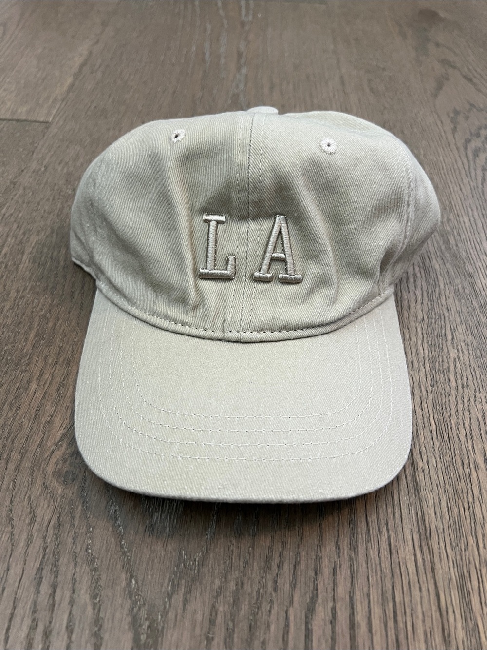 Beige 'LA' Embroidered Baseball Cap